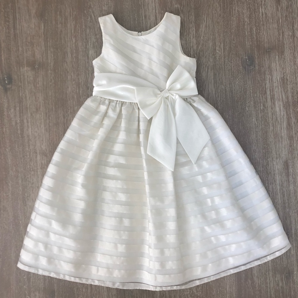 Girls Size 6 Dress